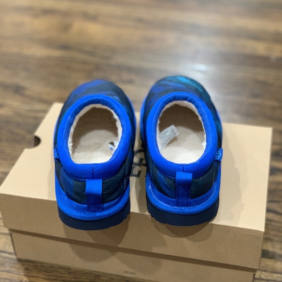 New Ugg Tasman LTA Cali Topo Slippers Ocean Colour Youth Size 4 - Picture 4 of 12